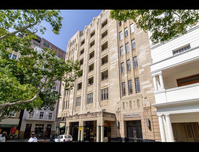 1 BEDROOM APARTMENT FOR SALE IN CAPE TOWN CITY CENTRE